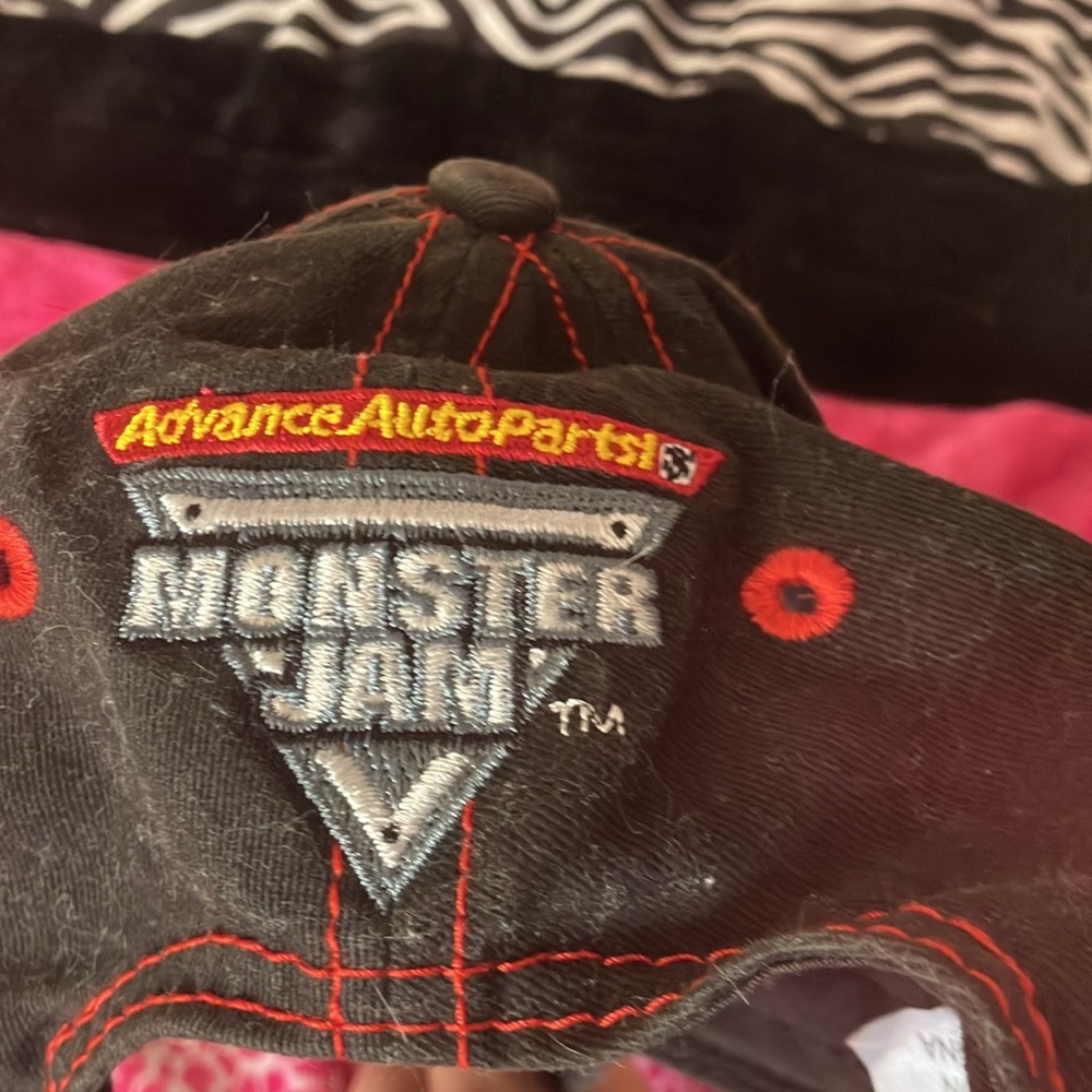 Grinder hat - Picture 2 of 2